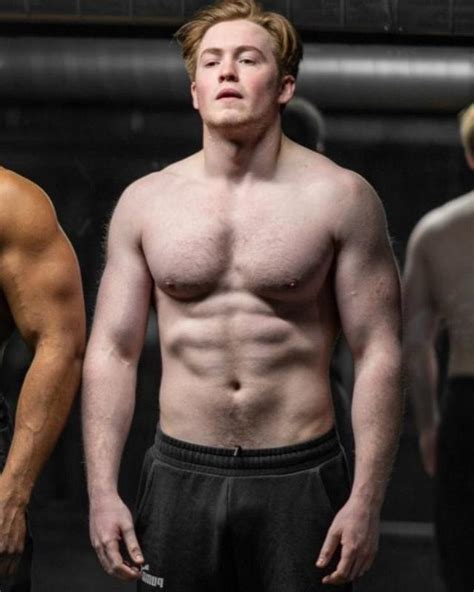 Save Article. Actor Kit Connor looked absolutely jacked in a new shirtless photo taken during a recent workout with his personal trainer, causing many fans to speculate that the Heartstopper star ...